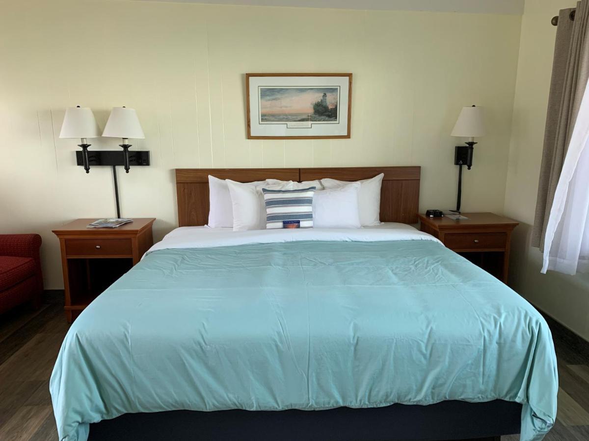 Beachfront Inn Baileys Harbor Exterior foto
